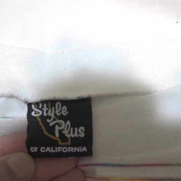 Vintage Style Plus of California Ladies Rainbow Ribbon Inlay Top Sz M - Picture 6 of 6